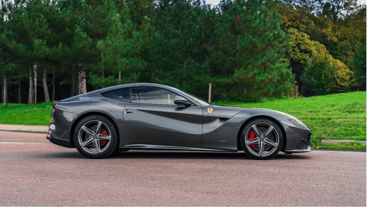 Ferrari F12 BERLINETTA